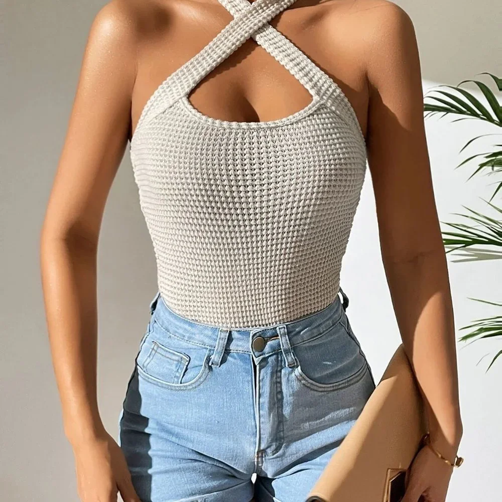 Sexy Womens Solid Criss Cross Halter Top - Picture 5 of 5